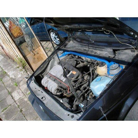 Strut Bar VW Golf 2 White