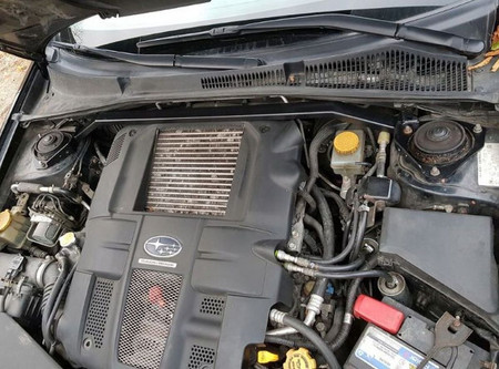 Strut Bar Subaru Outback 3 Black