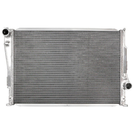 Sportowa chłodnica wody BMW E46 M3