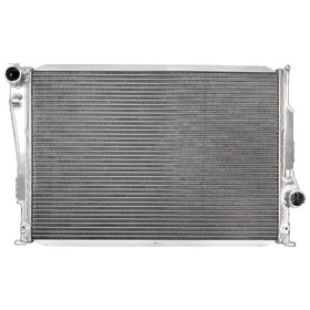 Sportowa chłodnica wody BMW E46 M3