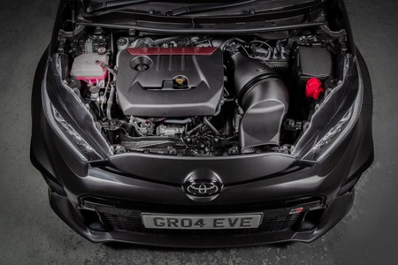 Engine cover Toyota GR Yaris / Corolla Matte Carbon Eventuri  