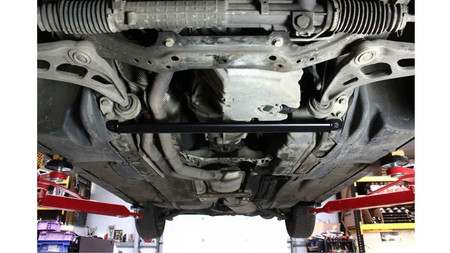 BMW E46 Front Lower Strut Brace DRIFT – Steel, Plug&Play Installation