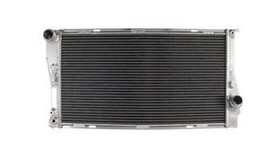 Sportowa chłodnica wody BMW E92 335D 2006-2011